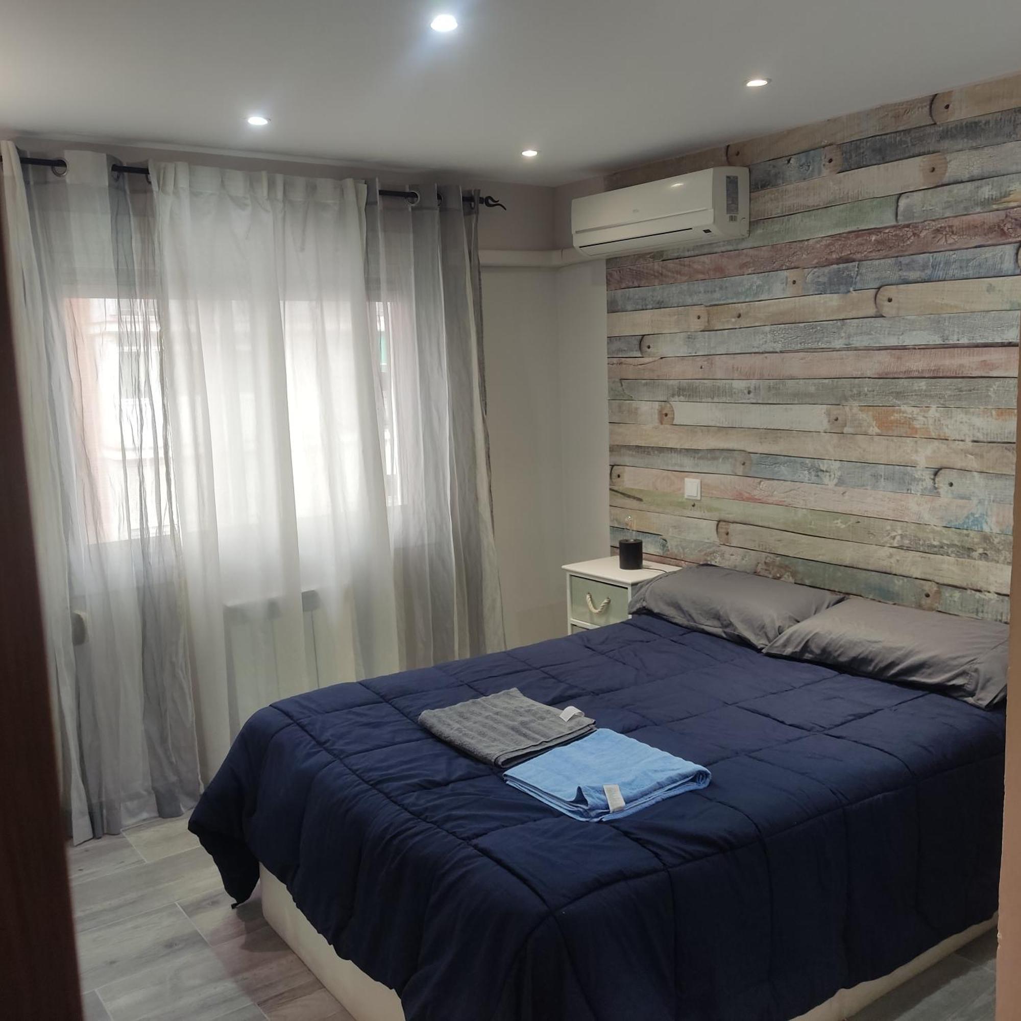 Alojamiento casco histórico Alcalá de Henares Exterior foto